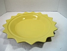 Chantal Yellow Star Edge Pie Dish Freezer Microwave Bake Serve Stoneware 10"