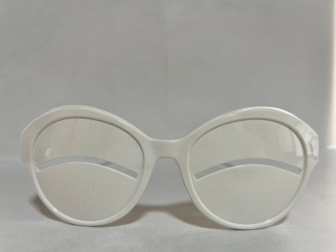courrèges Eskimo Glasses CL1300 colette Courreges Eskimo Glasses CL1300 Colette Inuit Used Authentic From