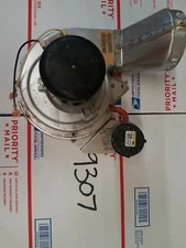 FASCO Inducer Fan 7058-0217 60M7901 W/ PRESS. SWITCH IS20100-3072 (0697) B16 CP