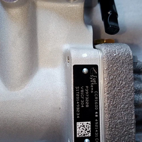 4307021Pompa iniezione carburante compatibile motore CUMMINS QSL8.9 ISL8.9 QSC8.3 ISC8.3 - Foto 5 di 6