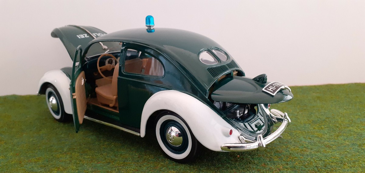 La Chevrolet Impala Military Police de Maisto (1/18