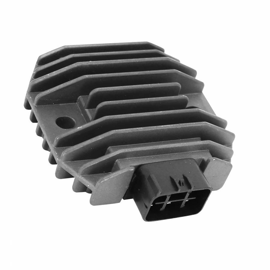 Régulateur de tension Yamaha 125 résout panne batterie moto
