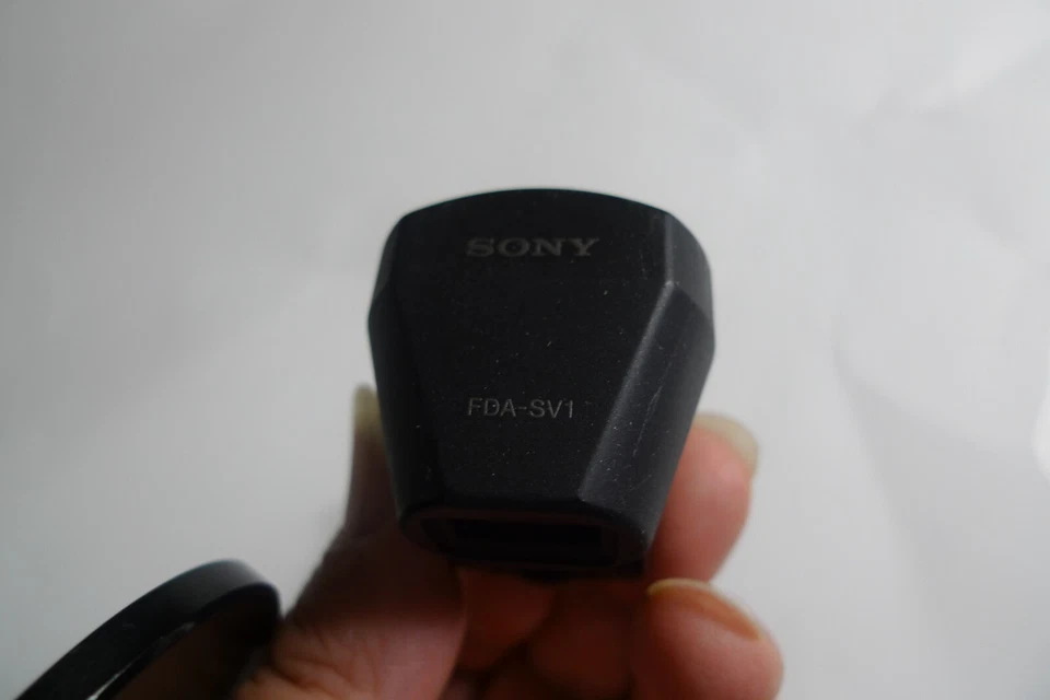 Sony FDA-SV1 Optical Viewfinder for Sony NEX camera w/16mm Lens Sel16f28 - Image 4 of 4