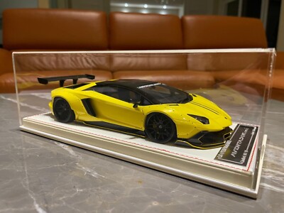 Lamborghini Aventador LP720-4 LBWK (Yellow) [Davis & Giovanni] 1:18 scale