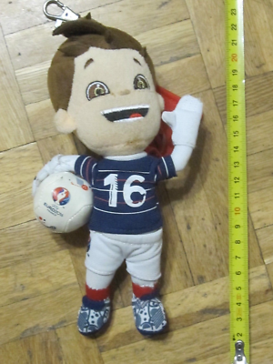 La mascotte de l'Euro 2016 s'appelle Super Victor | CNEWS