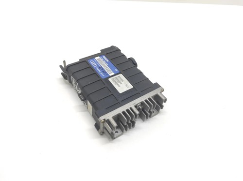 Audi 100 44, 44Q, C3 Motorsteuergerät 0261200745 1.80 Benzin 66kw 29128177