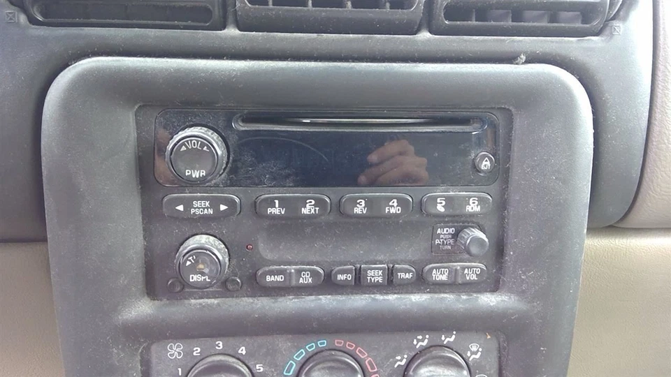 Fuse Box Engine Base Fits 02-05 MONTANA 259289 Foto 3 de 4