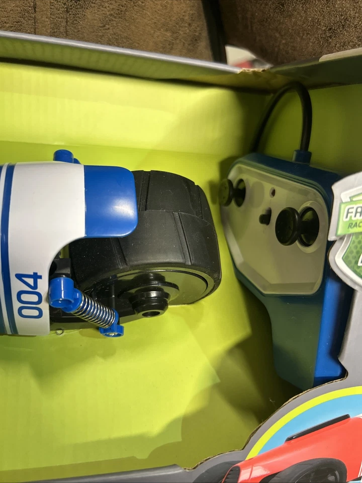 Blue Hat Remote Control Phantom Racer Trike RC Car Red NEW Rare Find Fast - Image 3 of 4