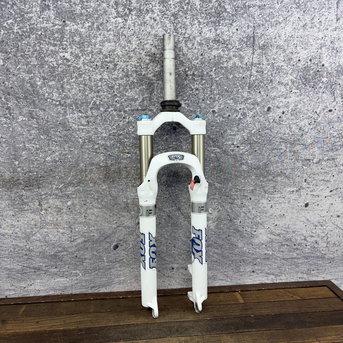 Fox 32 F-Series RL Suspension Fork 26 1 1/8 Threadless QR Disc