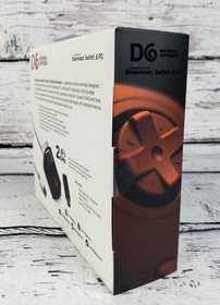 Retro Fighters Black D6 Wireless Controller for Dreamcast/PC/Switch - Brand New