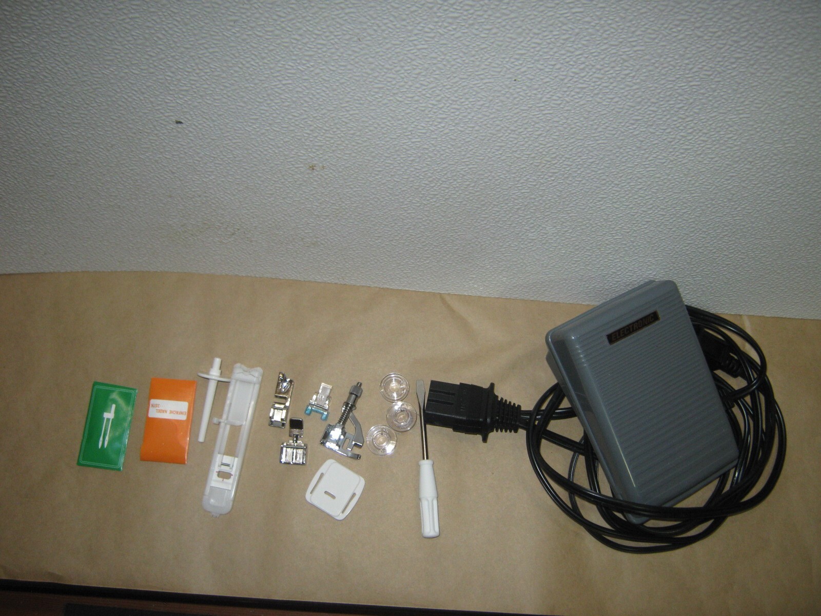 Brother XL2600i Mechanical Sewing Machine For Parts 12502615200 eBay