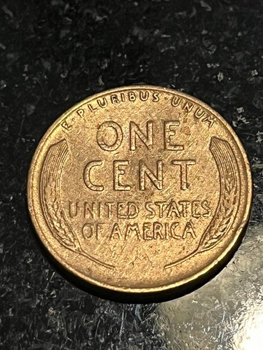 1937 P Lincoln Wheat Penny - Picture 2 of 19
