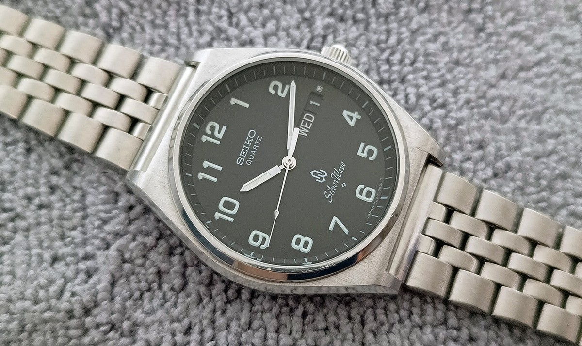 RARE VINTAGE SEIKO SILVER WAVE 8229-7000 ARABIC BLACK DIAL QUARTZ