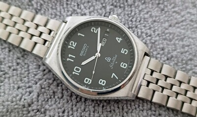 RARE VINTAGE SEIKO SILVER WAVE 8229-7000 ARABIC BLACK DIAL QUARTZ