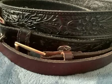 leather misc belt lot~size 40 ~as is