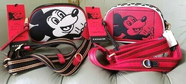 あ*み様 COACH ミッキーマウス ボディバッグ レッド COACH DISNEY HARING MICKEY MOUSE BADGE CAMERA CROSSBODY BAG:NWT