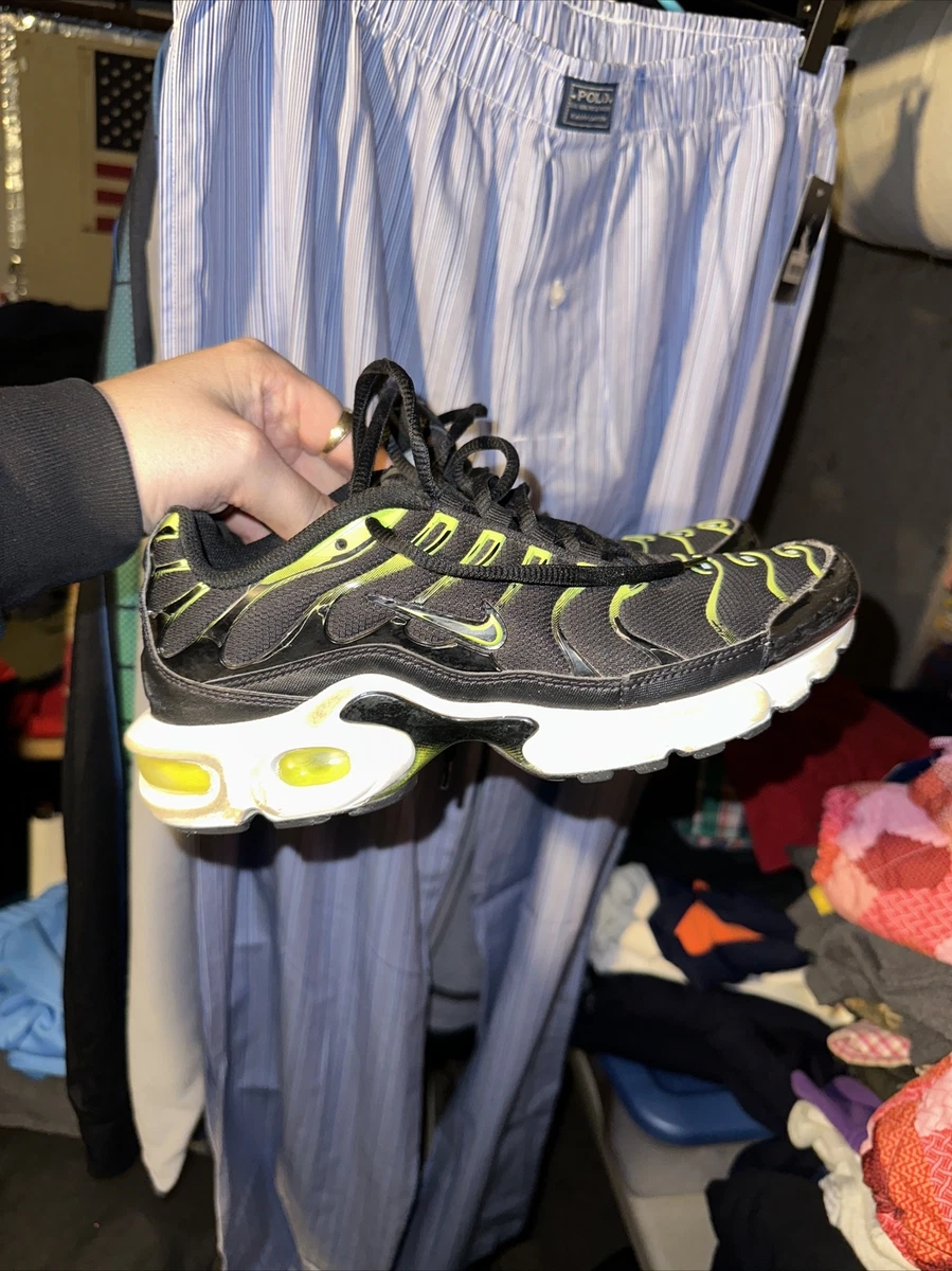Nike tn deals size 5.5