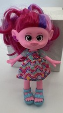 DreamWorks Trolls Band Together Hairsational Reveals Queen Poppy 7  Doll 2022