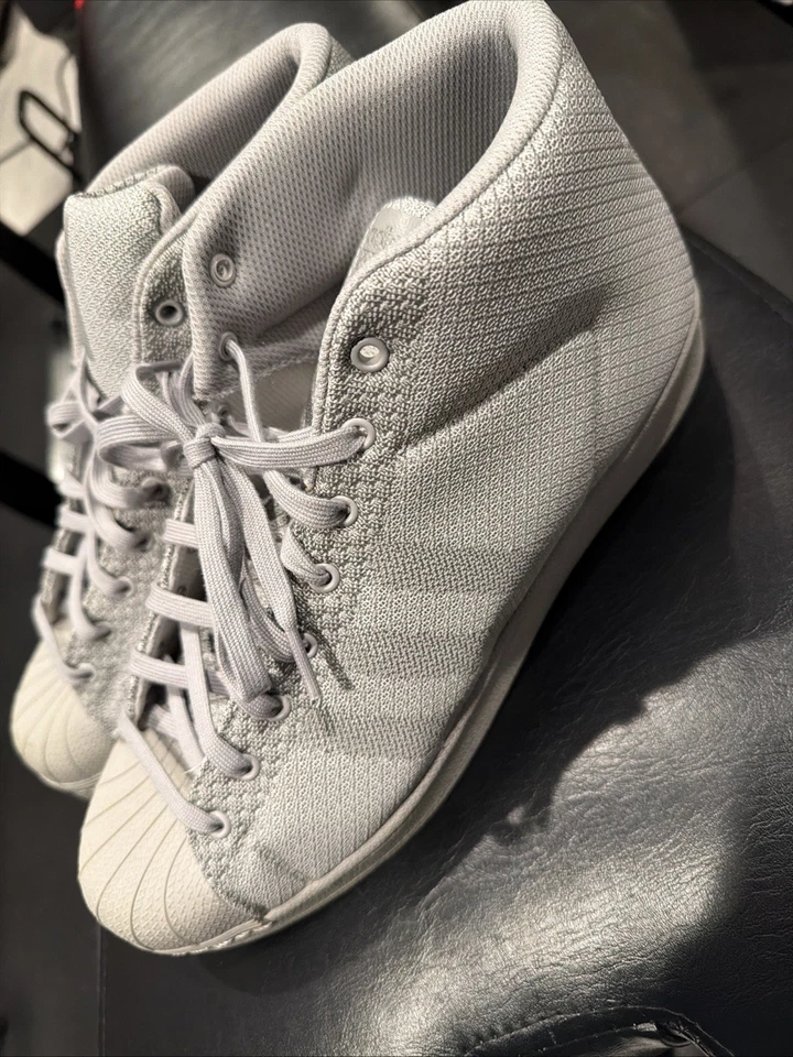 Size 12 - Adidas Pro Model Weave Solid Grey - Image 4 of 4