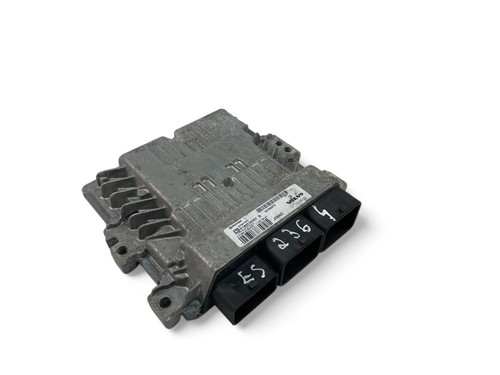 Volvo C30 Engine Control Unit ECU 30788975 2011 29054197
