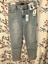 Curve Appeal High-Rise Skinny Jeans Very Soft And Faded Stretchy Very Cute NWT
