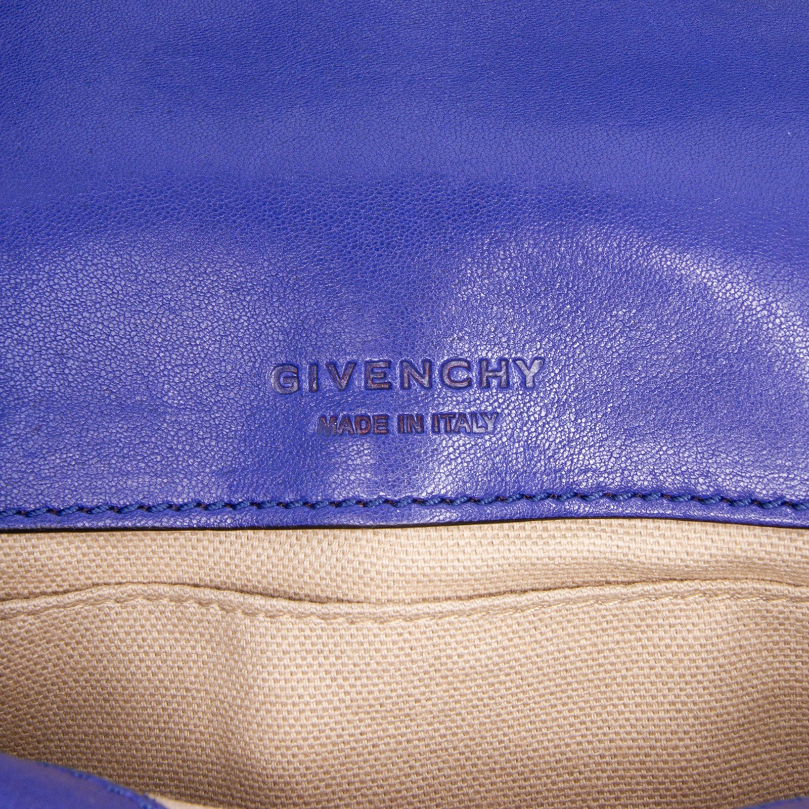 Authenticated Givenchy Small Leather Obsedia Cros… - image 5