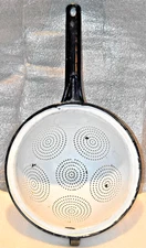 Vintage Colander Kitchen Enamel-Old Sieve-Strainer-Kitchen Decor-Vintage Sieve*/