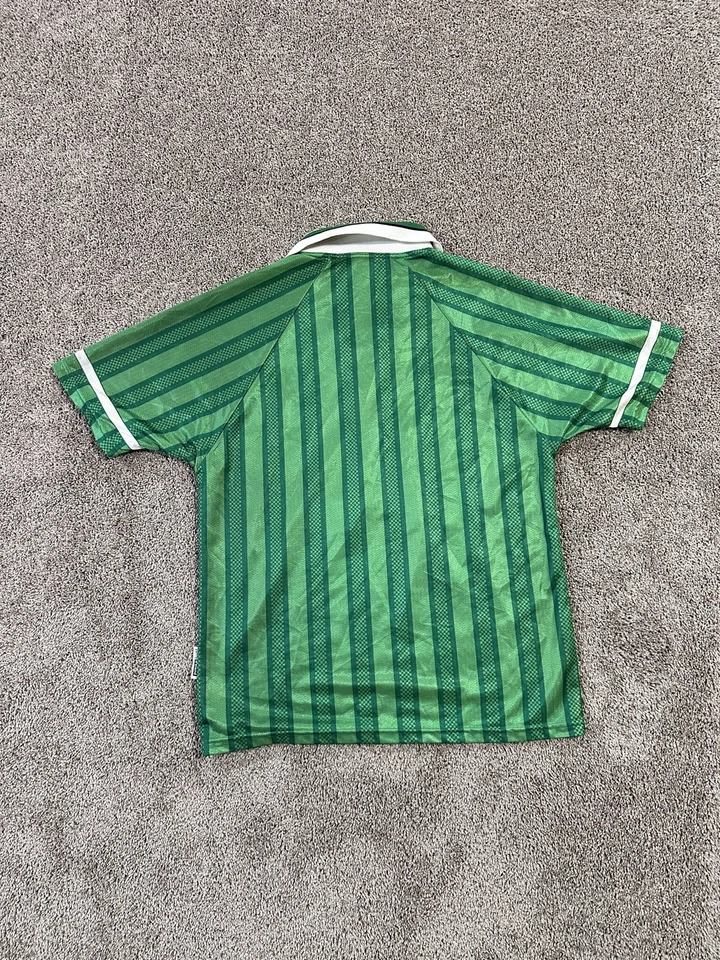 IRELAND NATIONAL TEAM 1998/1999 HOME FOOTBALL SHIRT UMBRO SIZE M AUTHENTIC  - Image 4 of 4