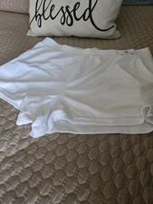 Gap body very soft & comfortable white terry shorts XL