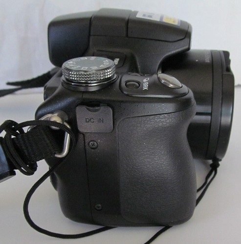 SONY CYBERSHOT DSC-H50 9.1 MP 15x DIGITAL CAMERA BUNDLE. *SEE* - Picture 11 of 13