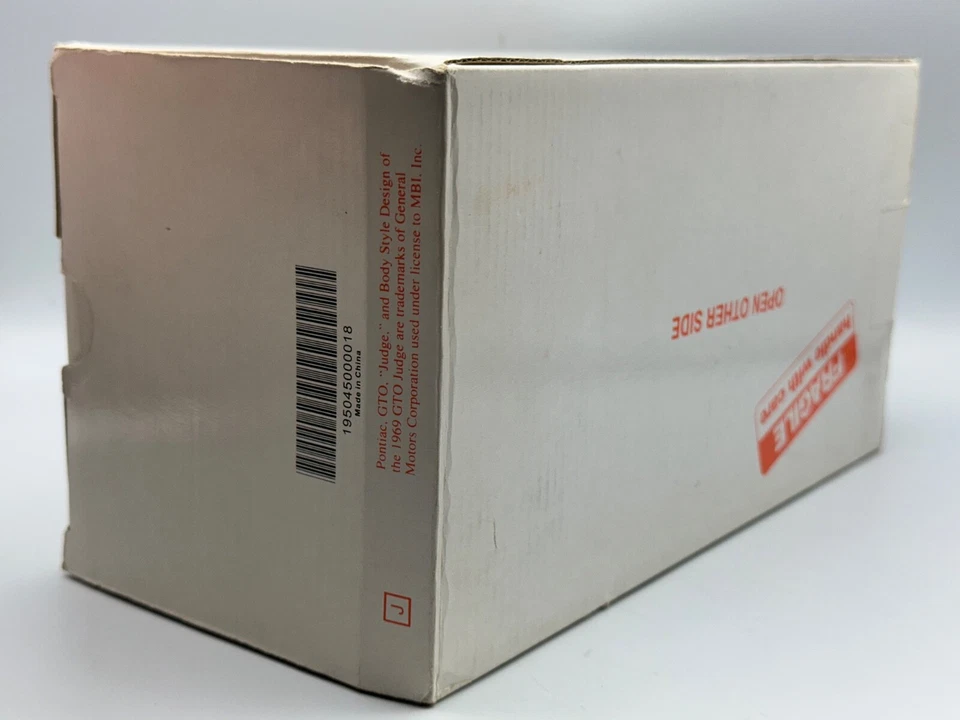 Danbury Mint 1969 Pontiac GTO Judge, Orange, 1:24, Excellent, Boxed - Image 3 of 4