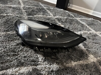 TESLA MODEL 3 FRONT RIGHT PASSENGER SIDE HEADLIGHT LIGHT LAMP OEM