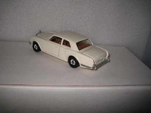 VINTAGE CORGI 1/36 ROLLS ROYCE CORNICHE CREAM MADE IN GREAT BRITAIN NO BOX - Bild 3 von 8