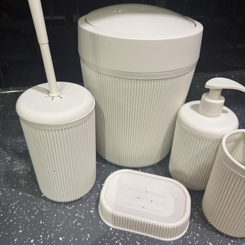 5 Piece Bathroom Accessory Set Ribbed Soap Dish dispenser Tooth Brush Holder Bin - Picture 3 of 7