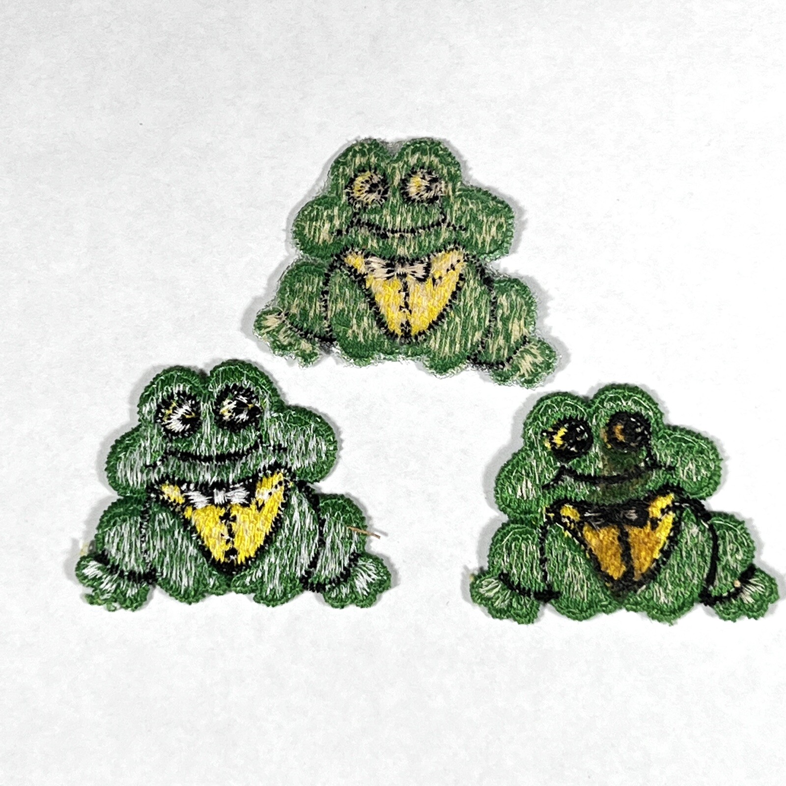 Lot 3 VTG Green Frogs w/ Bow Ties Sewon Appliques for Clothing