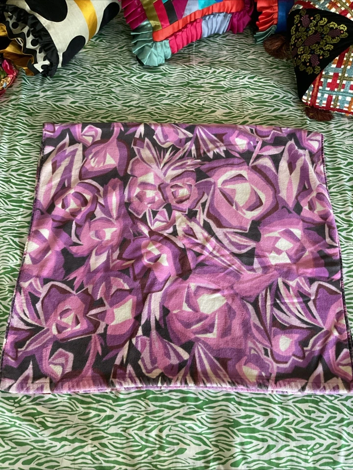 2 toallas de baño Missoni For Target púrpura floral con zig zag negro Foto 3 de 4