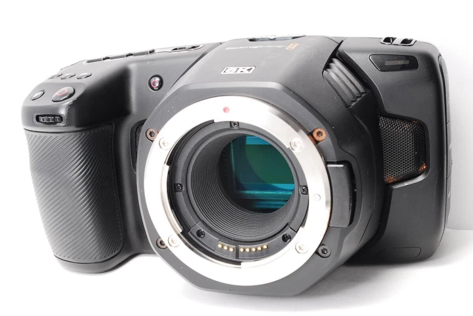 Blackmagic Design Pocket Cinema Camera 6K BMPCC6K – Canon EF Mount – Super 35 6K - Image 2 of 4