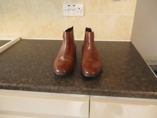 Clarks Mens  Mid Mahogany  double zip Leather Ankle Boots