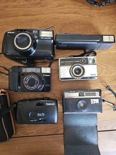 Old Vintage Cameras