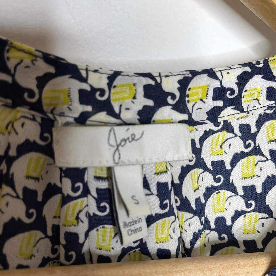 Camiseta sin mangas Joie Silk Elephant azul marino para mujer pequeña sin mangas caprichosa estampado animal Foto 3 de 4