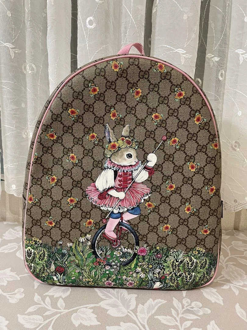 Pink deals gucci backpack
