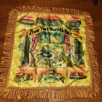 vtg New York World s Fair pillow cover w/ fringe 