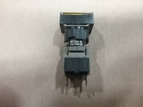  Fuji Electric Illuminated Yellow Push Button AH165-TF 27F72 - Picture 2 of 2