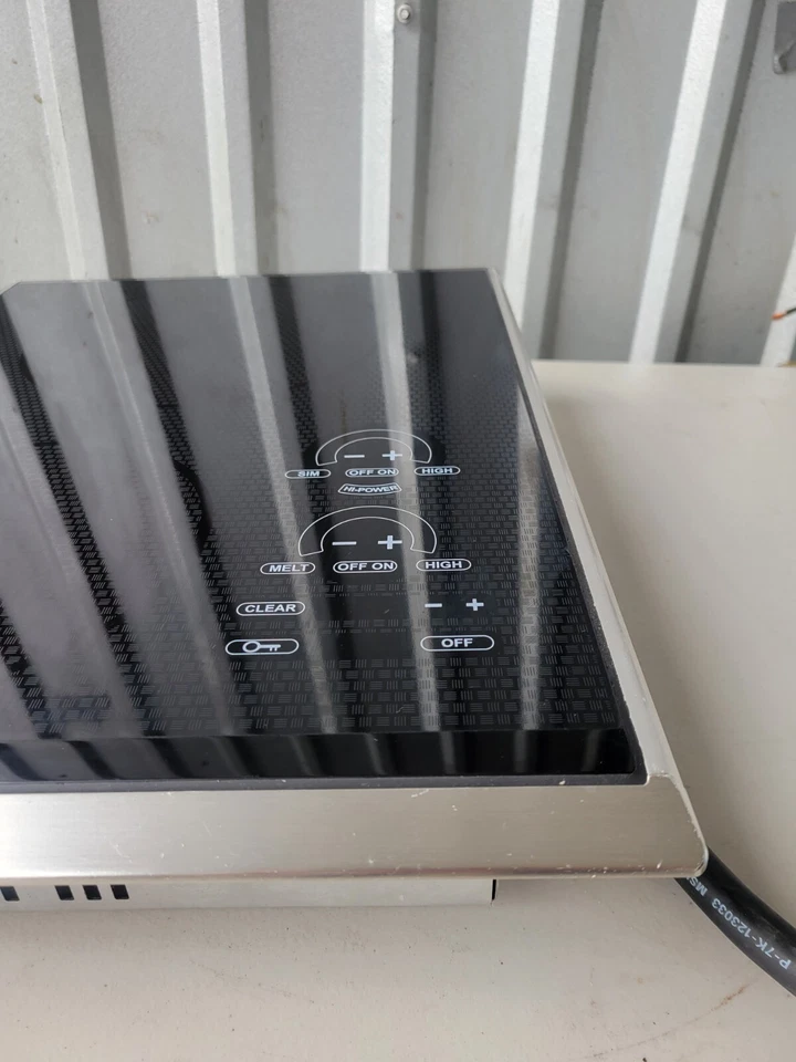 Wolf Induction CT15I/S Black Two Burner Induction Cooktop, Stainless Steel 15” - Image 4 of 4