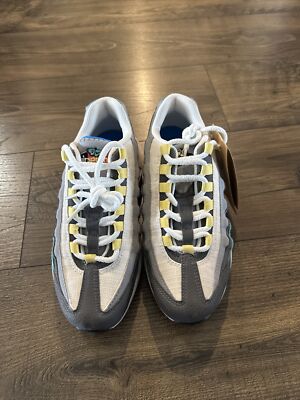 Nike Air Max 95 SE Shoes Air Sprung Grey Aqua Pink DN4371-001