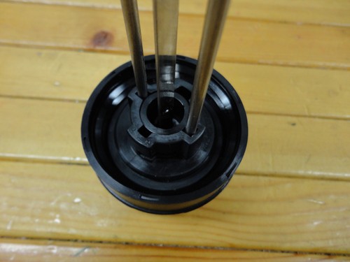 TAPA DE GAS ROSCADA DE 15" LARGA VENTILADA KELCH PARA MOELLER DE TANQUE DE COMBUSTIBLE MARINO REMOTO - Imagen 5 de 5