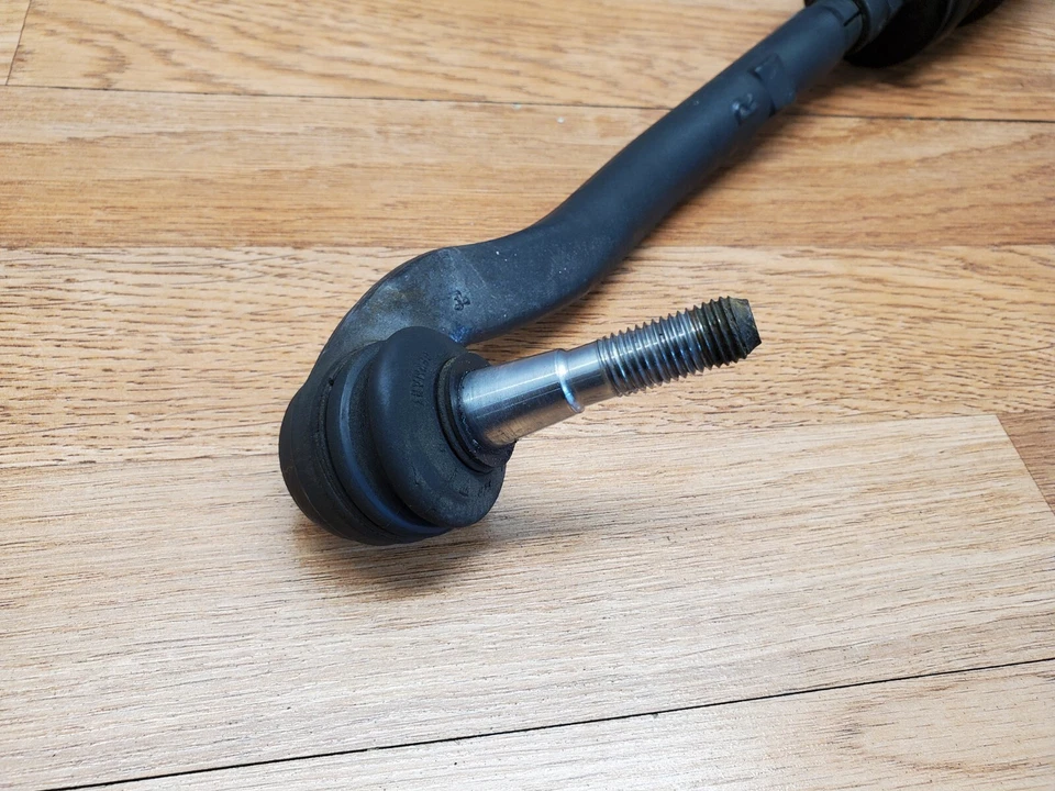 ✅ 97-03 OEM BMW E39 525i 530i tracción trasera delantera derecha lado pasajero barra de amarre con bota Foto 2 de 4