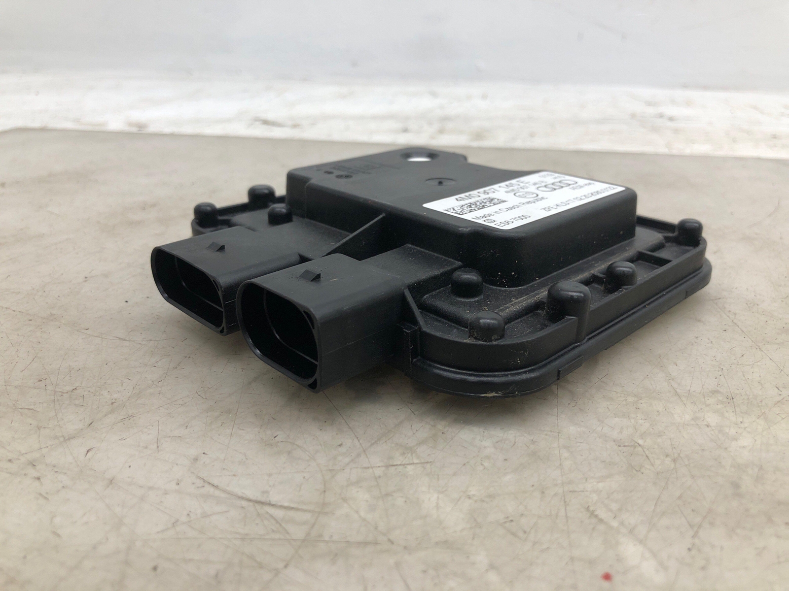 2016-2020 BENTLEY BENTATGA ELECTRO-HYDRAULIC ENGINE MOUNT CONTROL 4M0907145E