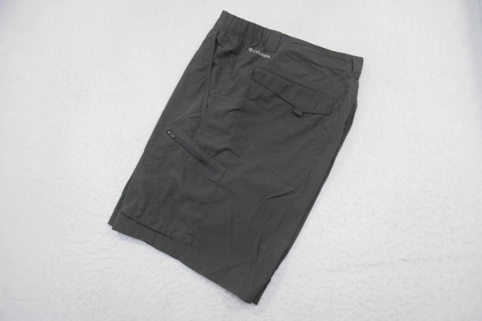Columbia Cargo Shorts Gray 100% Nylon Omni-Shade Fishing Hiking Mens 42 x 10"