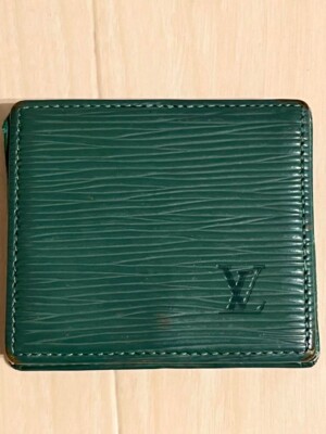 【美品・箱付】ルイヴィトン エピ ポルトモネ ボワット グリーン M63694 s-l400.jpg